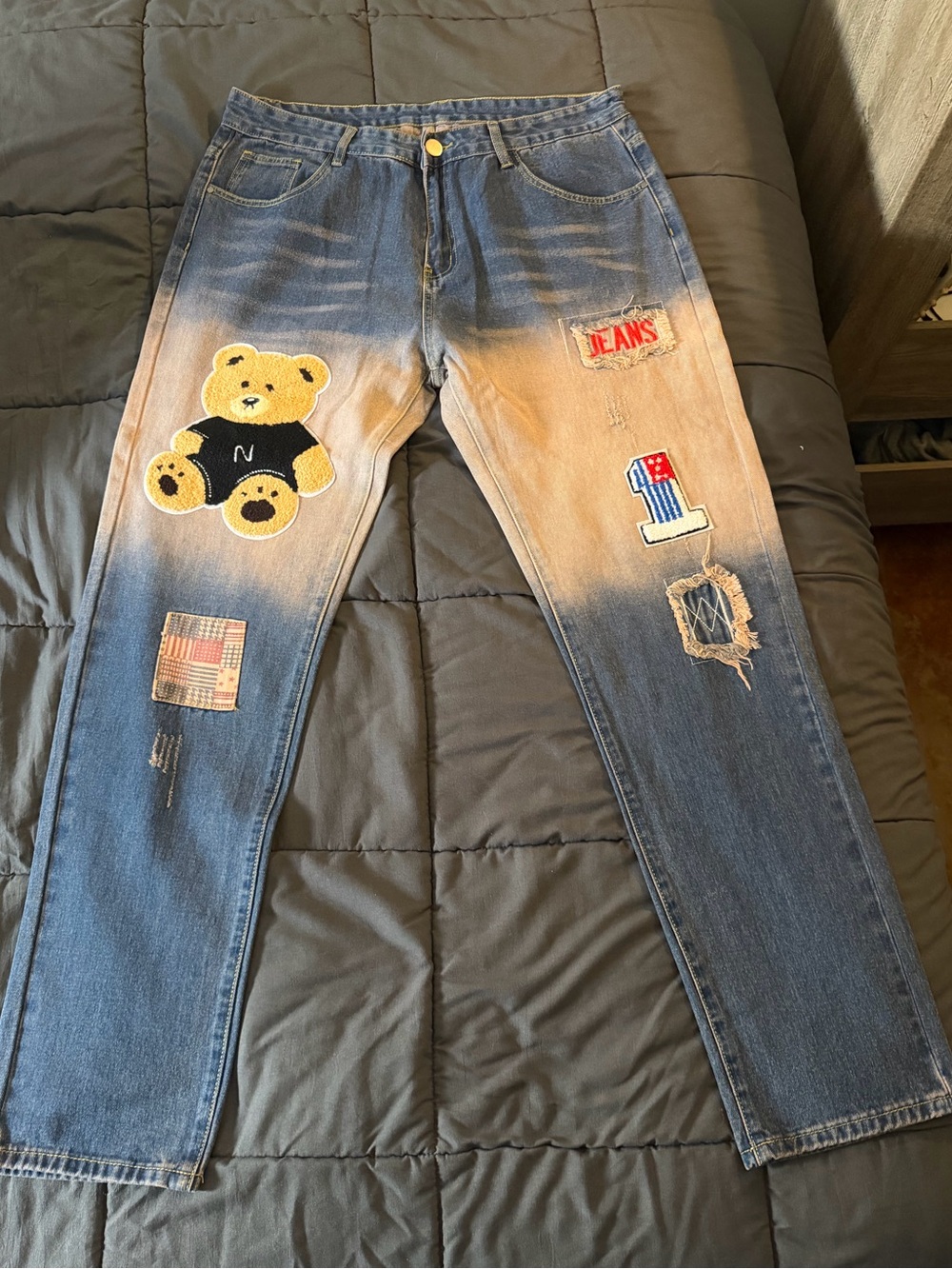 Men’s Patchwork Teddy Bear Distressed Jeans